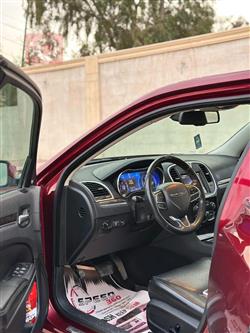 كرايسلر 300